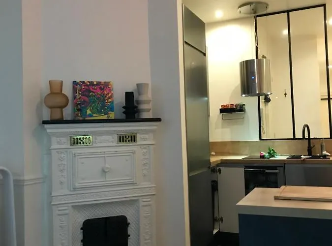 Montmartre Parisian Apartment - 51 M2 * Paris